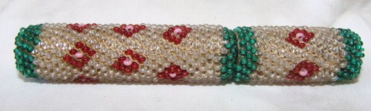 beaded_needle
