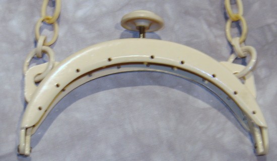 celluloid_clasp2