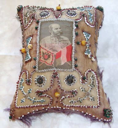 josef_pincushion
