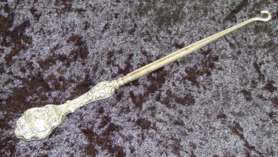 lg_buttonhook1